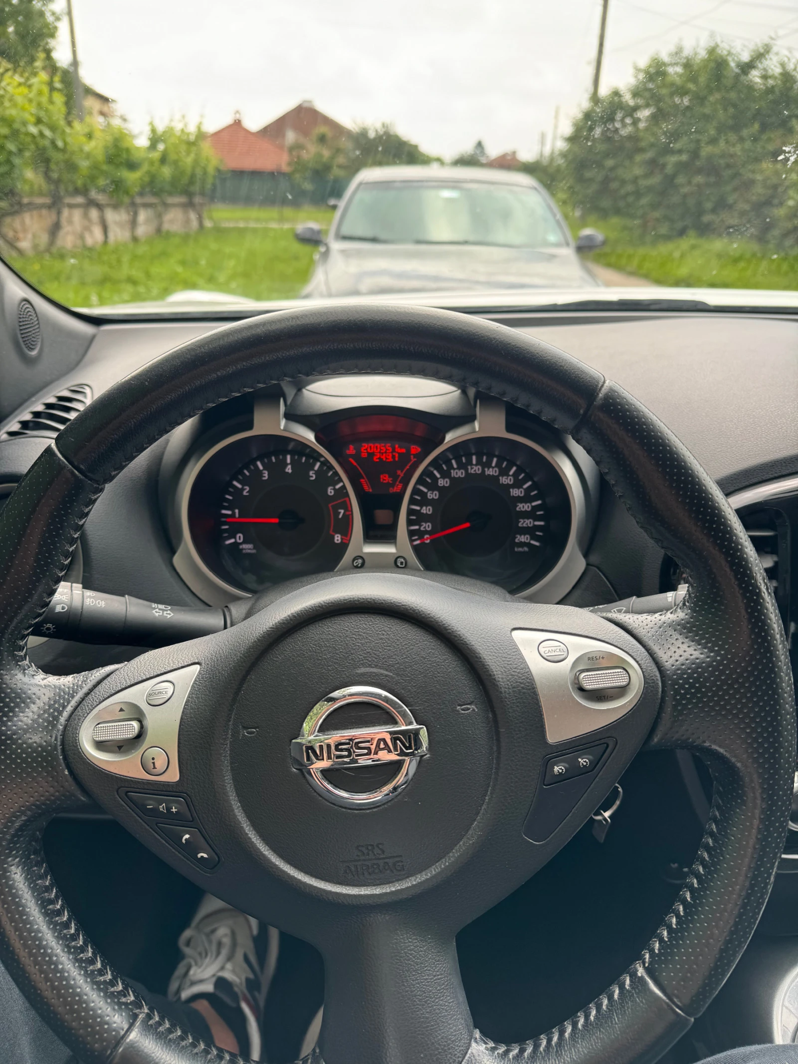 Nissan Juke 1.6 Бензин/Газ - изображение 6