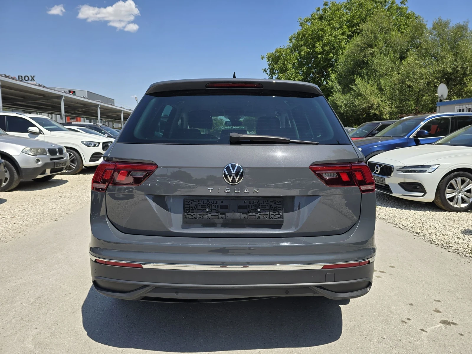 VW Tiguan 1.5tsi 150к.с Топ състояние  - изображение 6