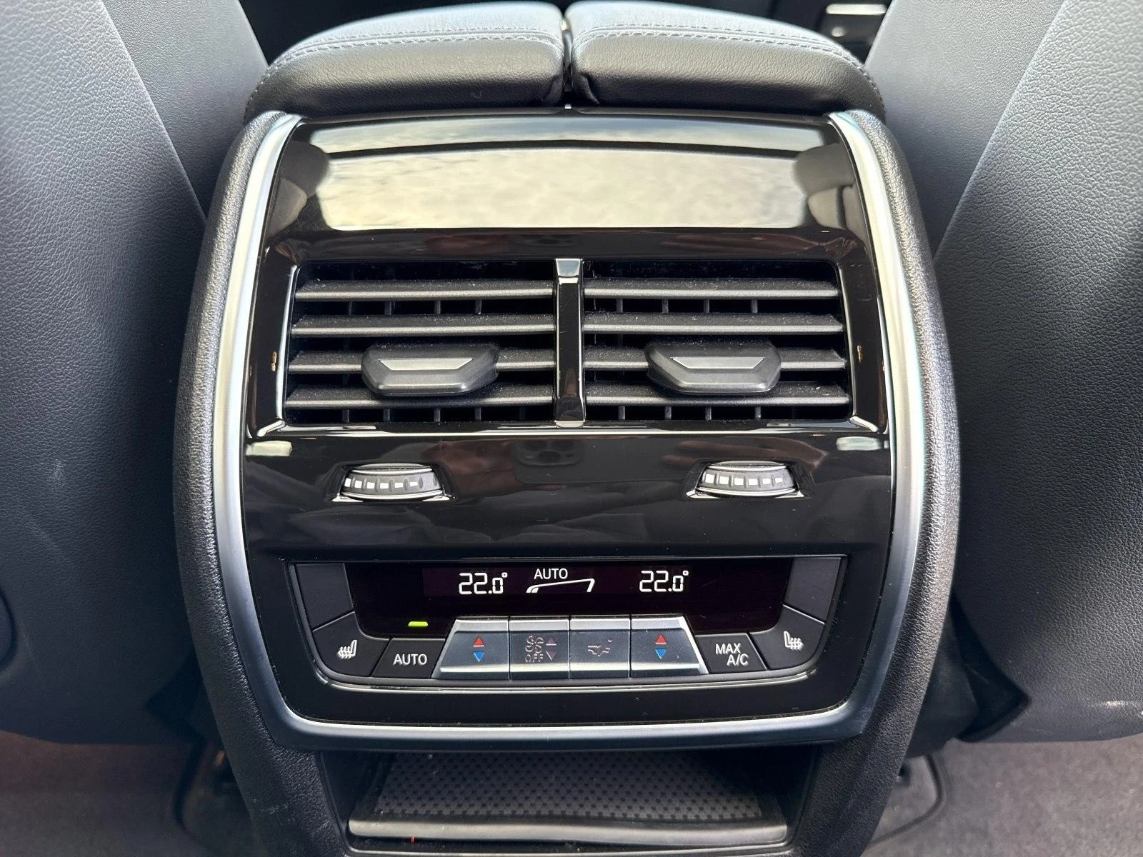 BMW X5 40i/xDrive/M-SPORT/ICONIC GLOW/H&K/HEAD UP/ | Mobile.bg   14