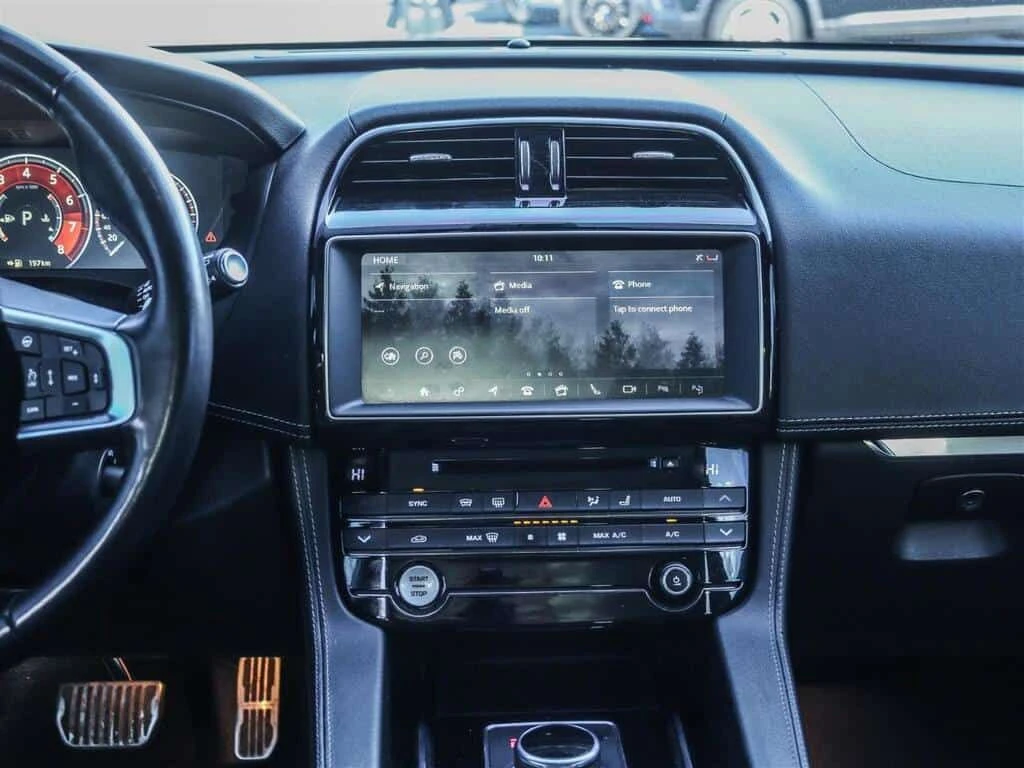 Jaguar F-PACE * S | AWD | SUPERCHARGED | PANO ROOF | MERIDIAN |  - изображение 10