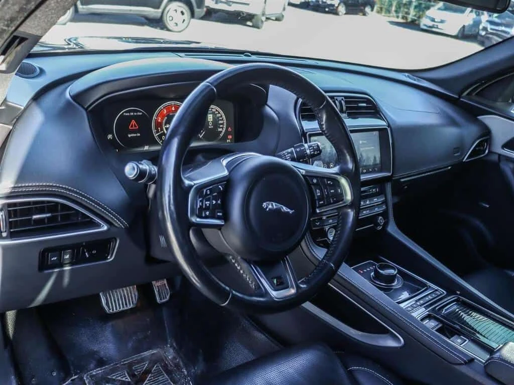 Jaguar F-PACE * S | AWD | SUPERCHARGED | PANO ROOF | MERIDIAN |  - изображение 8