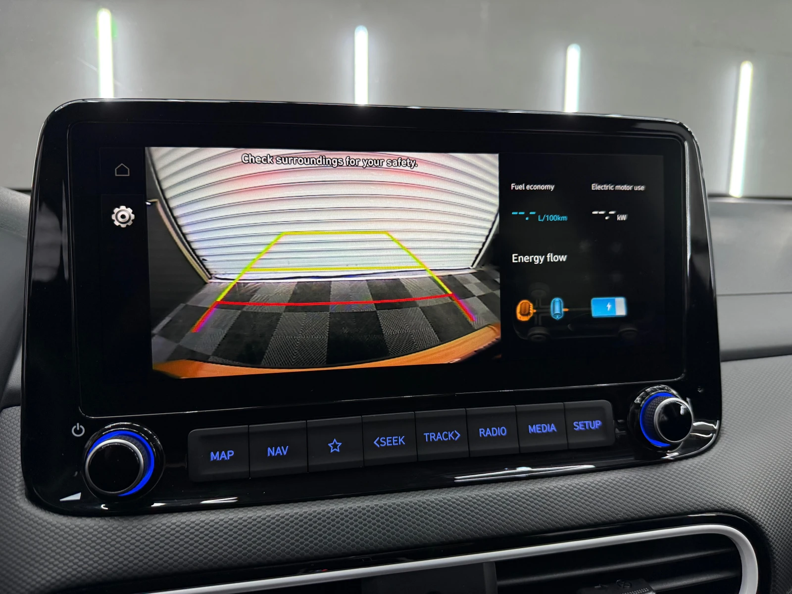 Hyundai Kona 1.6i HIBRYD AUTOMATIC, снимка 13 - Автомобили и джипове - 54408274