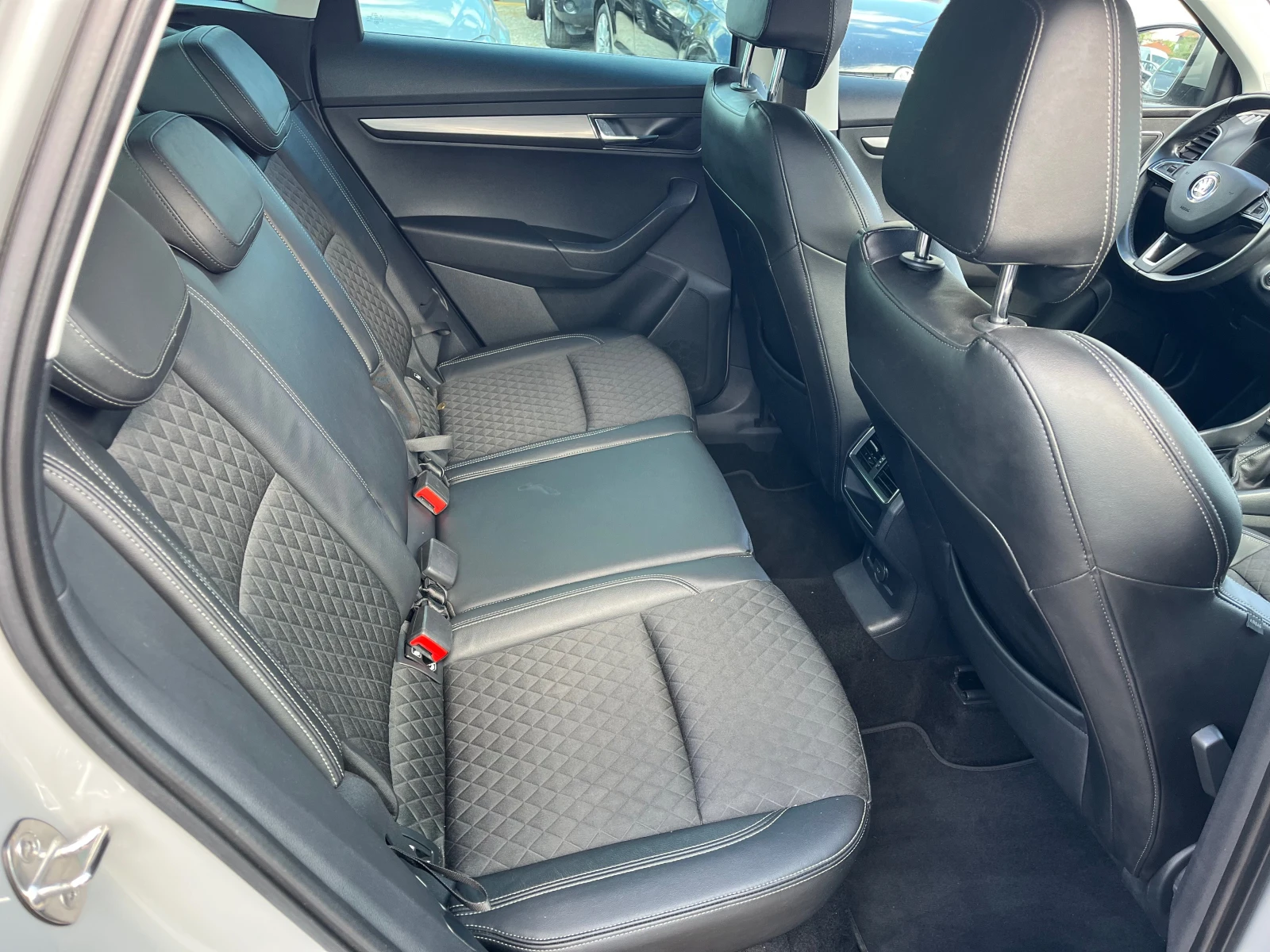 Skoda Karoq 1.6TDI | Mobile.bg � ����������� 9