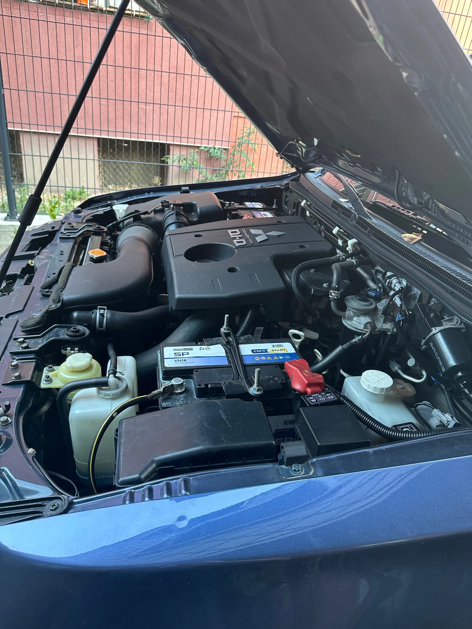 Mitsubishi Pajero, снимка 17 - Автомобили и джипове - 54771044