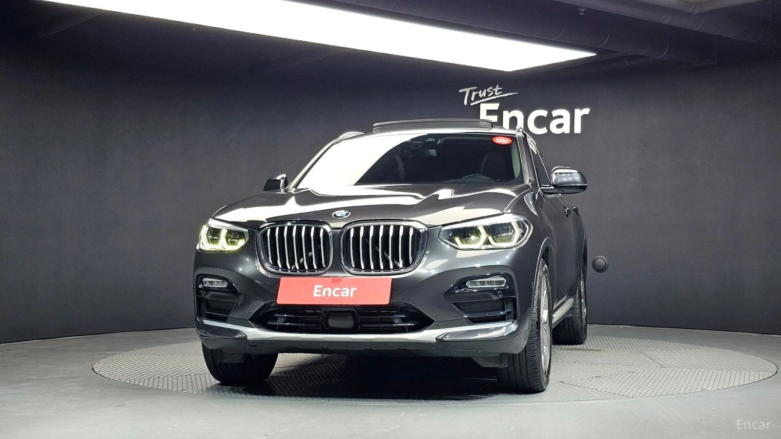 BMW X4 ПАМЕТ* КАМЕРА* ПОДГРЕВ* ПЕРА* HEADUP* ПАНО, снимка 3 - Автомобили и джипове - 55424306