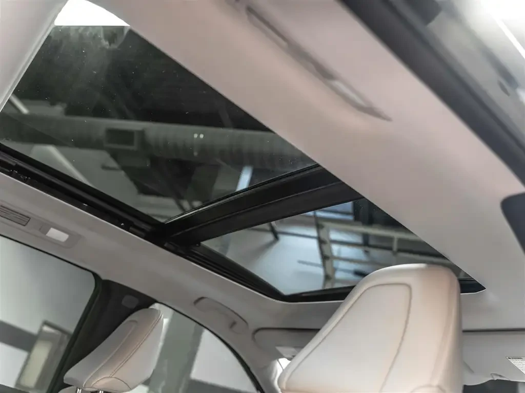 Infiniti QX60 LUXE* ДИСТРОНИК* 360КАМЕРА* ПАНОРАМА* LANE* ASSIST, снимка 10 - Автомобили и джипове - 55619525