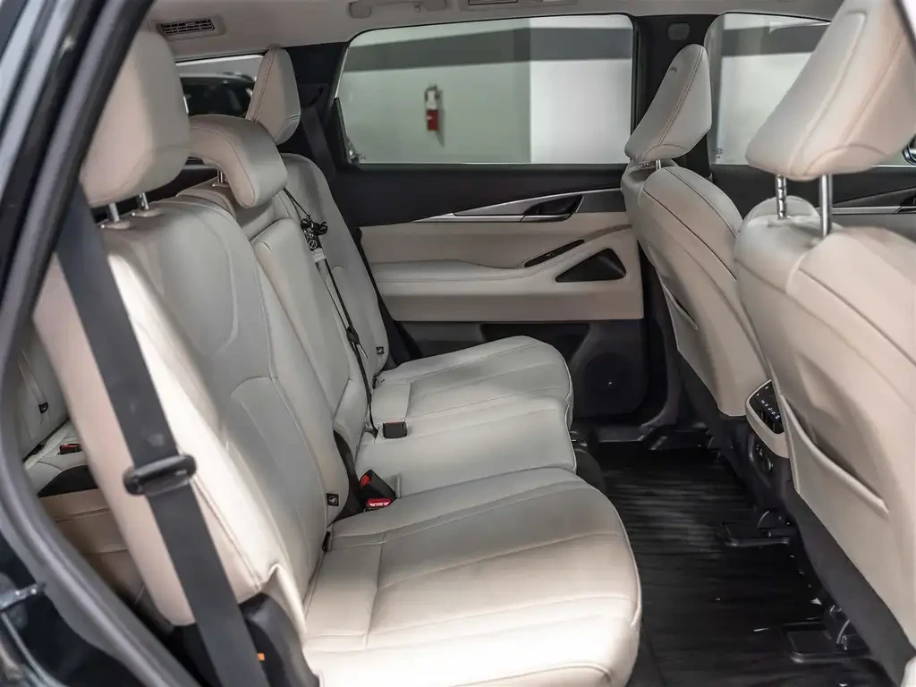 Infiniti QX60 LUXE* ДИСТРОНИК* 360КАМЕРА* ПАНОРАМА* LANE* ASSIST, снимка 13 - Автомобили и джипове - 55619525
