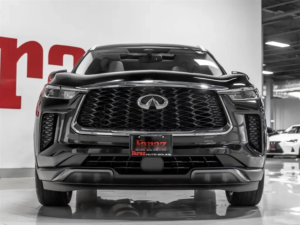 Infiniti QX60 LUXE* ДИСТРОНИК* 360КАМЕРА* ПАНОРАМА* LANE* ASSIST, снимка 3 - Автомобили и джипове - 55619525