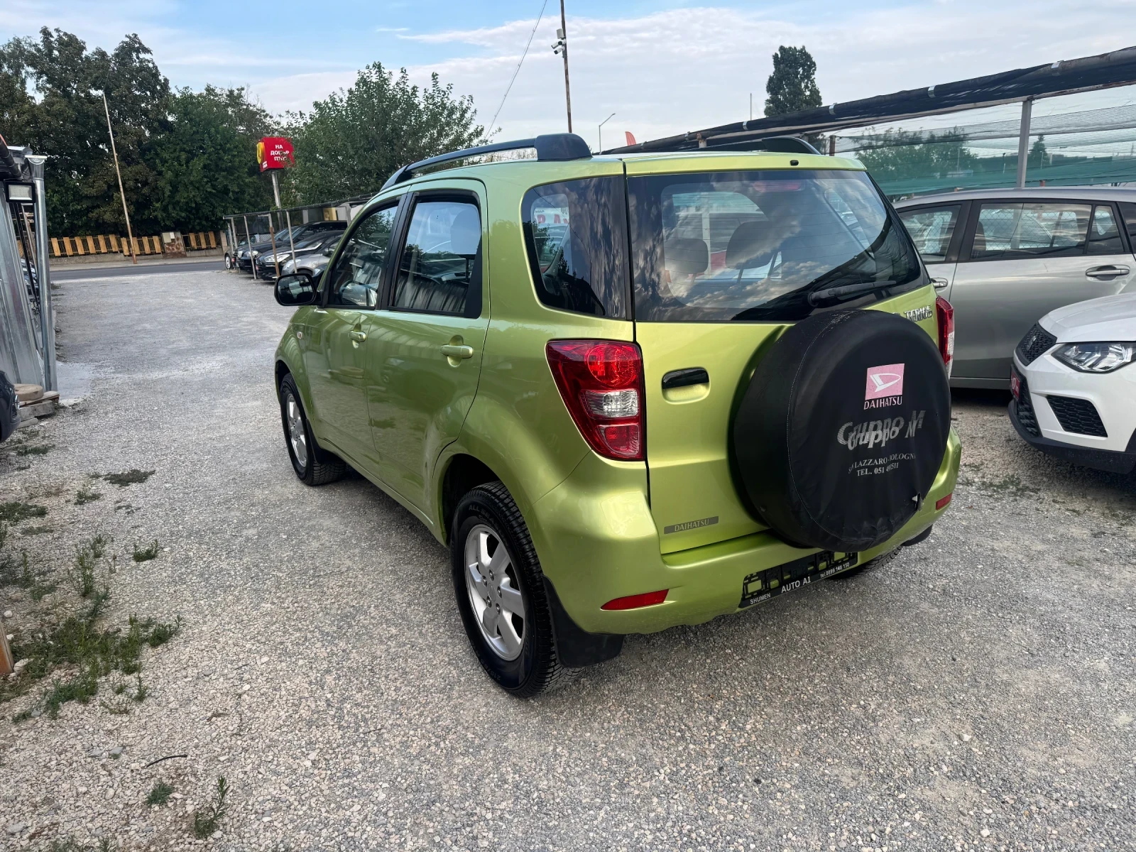 Daihatsu Terios 1.5i 4x4, снимка 4 - Автомобили и джипове - 55802288