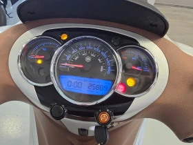 Piaggio Beverly 300ie, ABS-ASR, 25800км. | Auto.bg — изображение 12