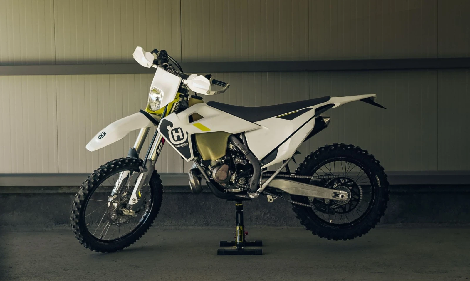 Husqvarna TE, снимка 3 - Мотоциклети и мототехника - 56484838