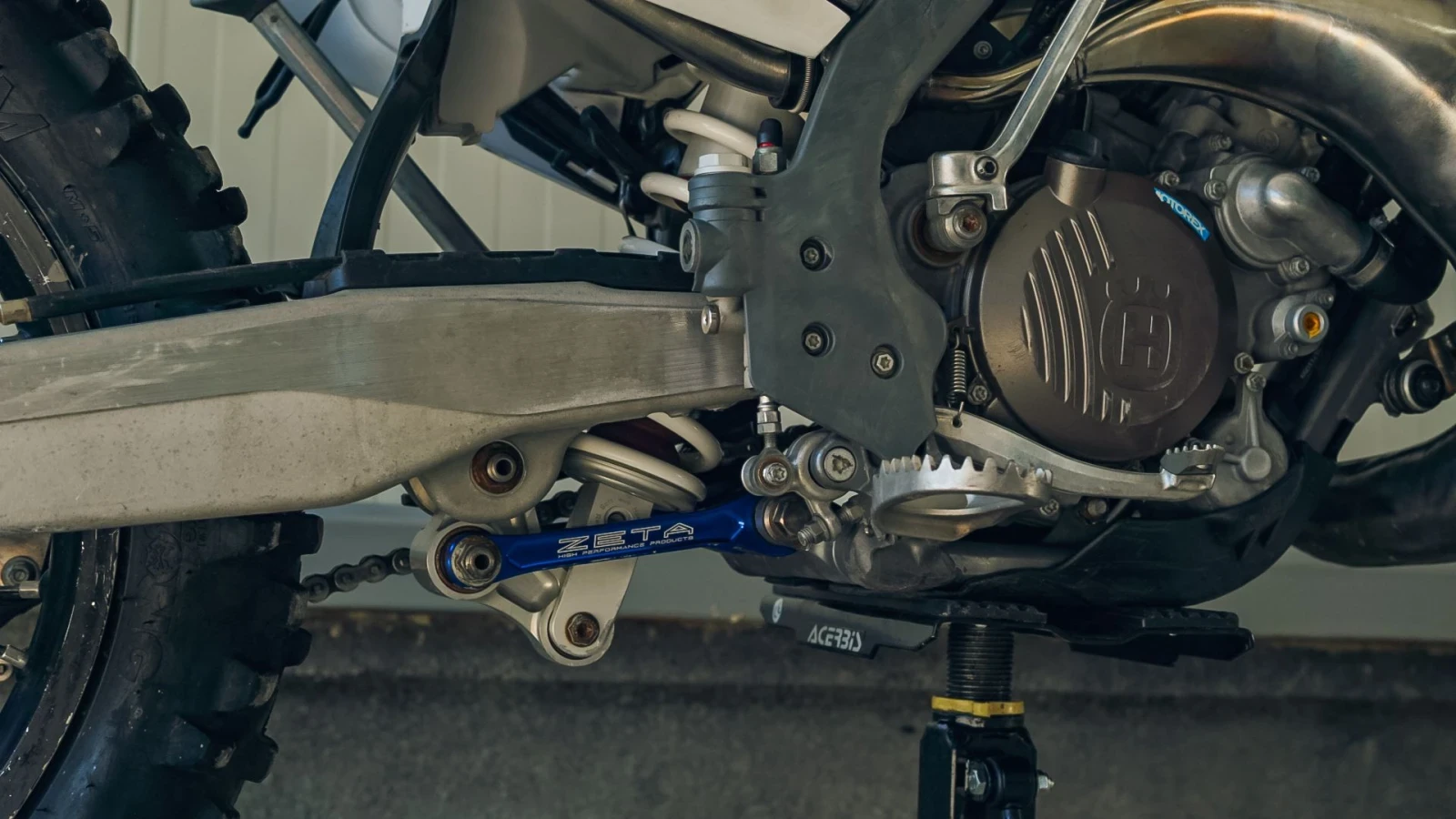 Husqvarna TE, снимка 10 - Мотоциклети и мототехника - 56484838