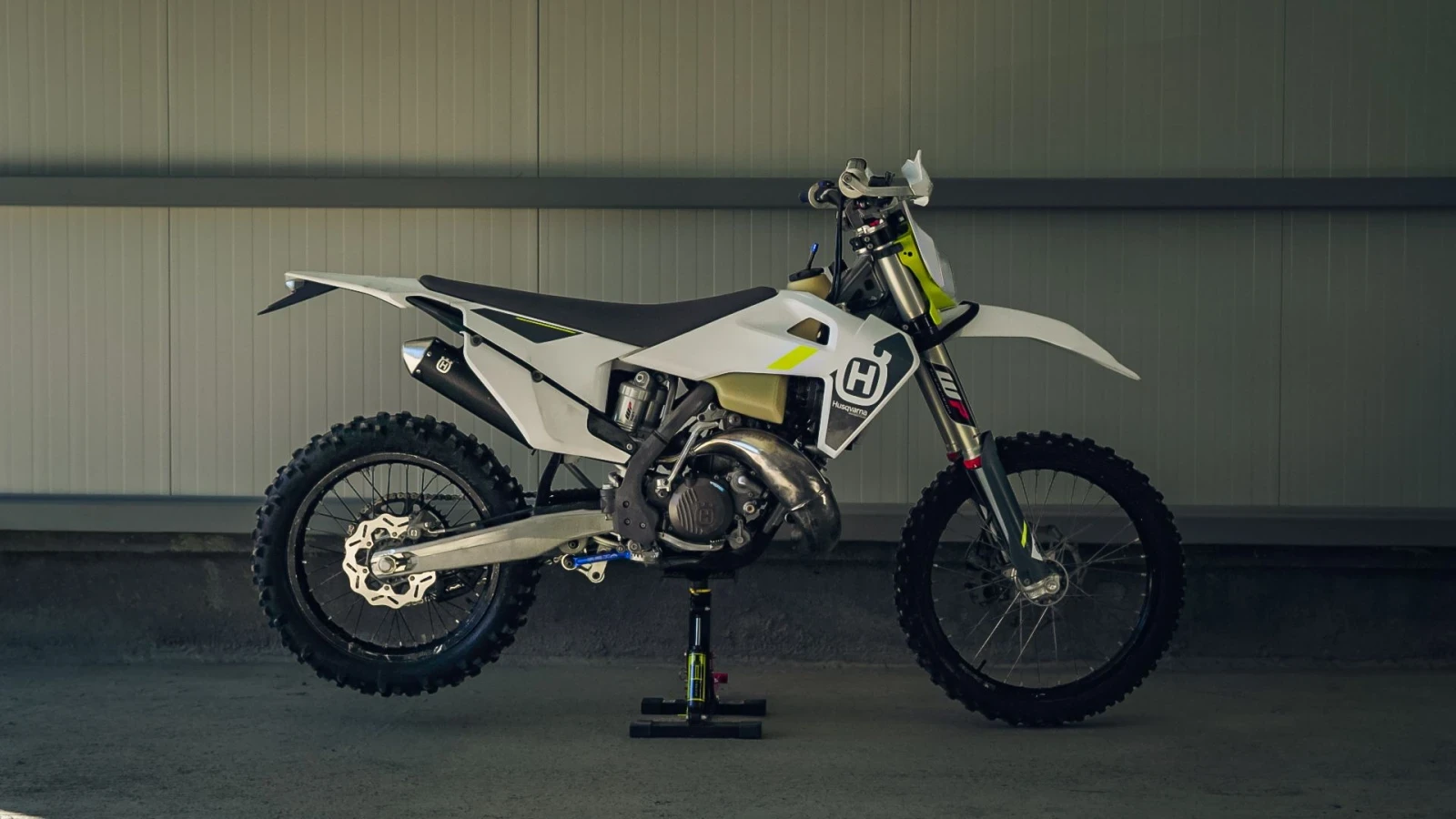 Husqvarna TE, снимка 2 - Мотоциклети и мототехника - 56484838