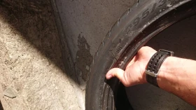 Гуми Летни 295/35R21, снимка 7