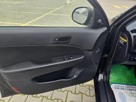 Hyundai I30 1.6CRDI/ПЕРФЕКТЕН, снимка 7
