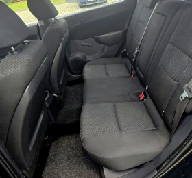 Hyundai I30 1.6CRDI/ПЕРФЕКТЕН, снимка 13