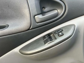 Toyota Yaris 1.4, снимка 8