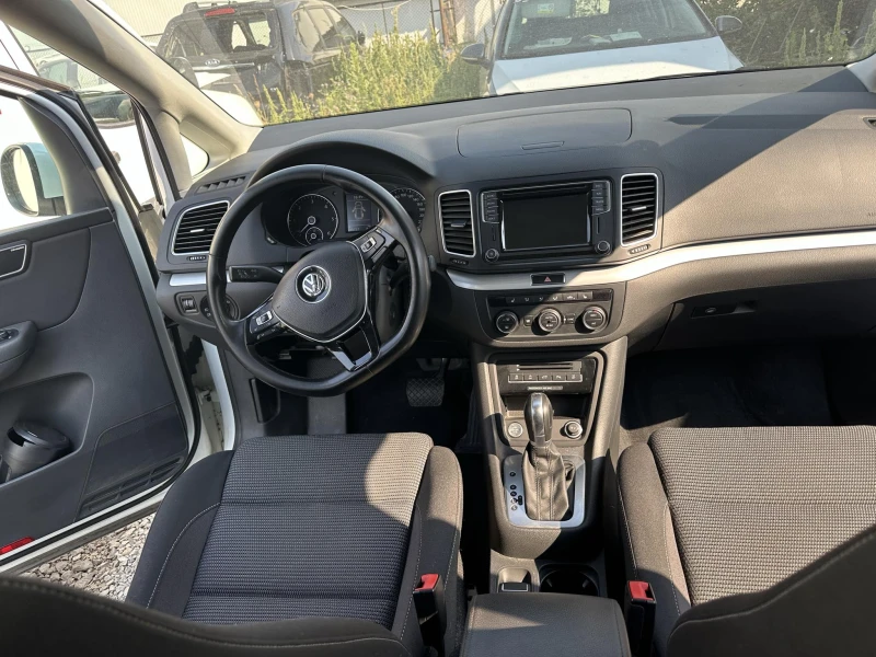 VW Sharan 2.0 TDI, снимка 16 - Автомобили и джипове - 46781321