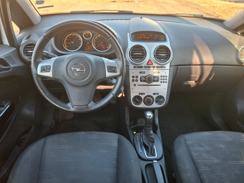 Opel Corsa, снимка 9 - Автомобили и джипове - 48617338