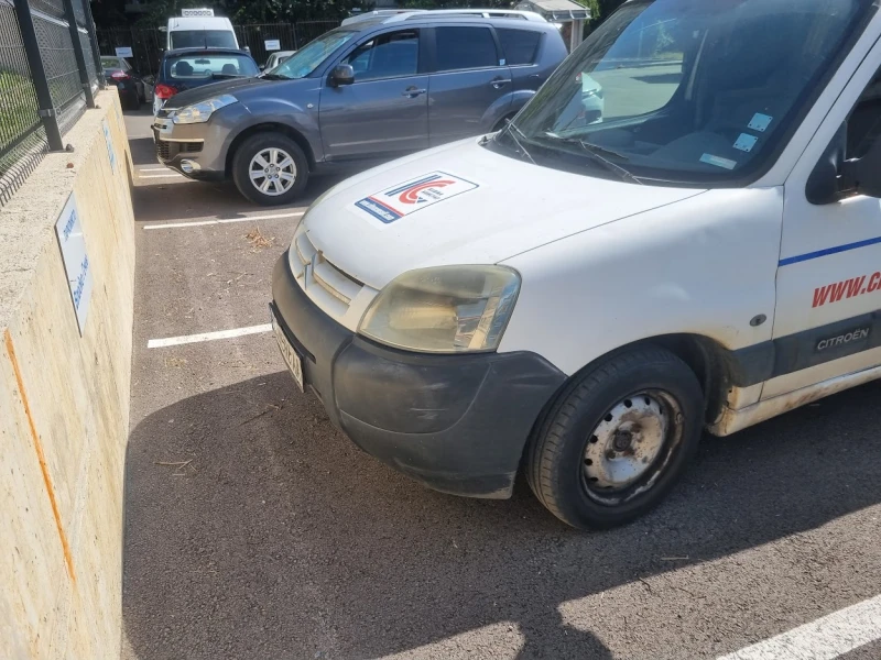 Citroen Berlingo, снимка 3 - Автомобили и джипове - 52880315