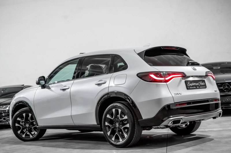 Honda ZR-V 2.0I* E:HEV Hybrid* ADVANCE* PANORAMA* 5г.ГАРАНЦИЯ, снимка 3 - Автомобили и джипове - 51647617