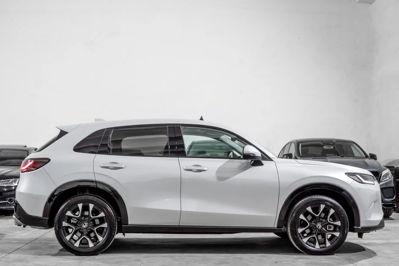 Honda ZR-V 2.0I* E:HEV Hybrid* ADVANCE* PANORAMA* 5г.ГАРАНЦИЯ, снимка 6 - Автомобили и джипове - 51647617