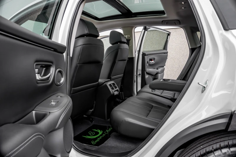 Honda ZR-V 2.0I* E:HEV Hybrid* ADVANCE* PANORAMA* 5г.ГАРАНЦИЯ, снимка 10 - Автомобили и джипове - 51647617