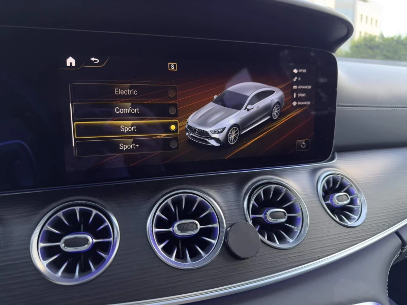 Mercedes-Benz AMG GT 63S/E-Performance/Burmester/HuD/Обдух/Ceramika, снимка 12 - Автомобили и джипове - 52298490