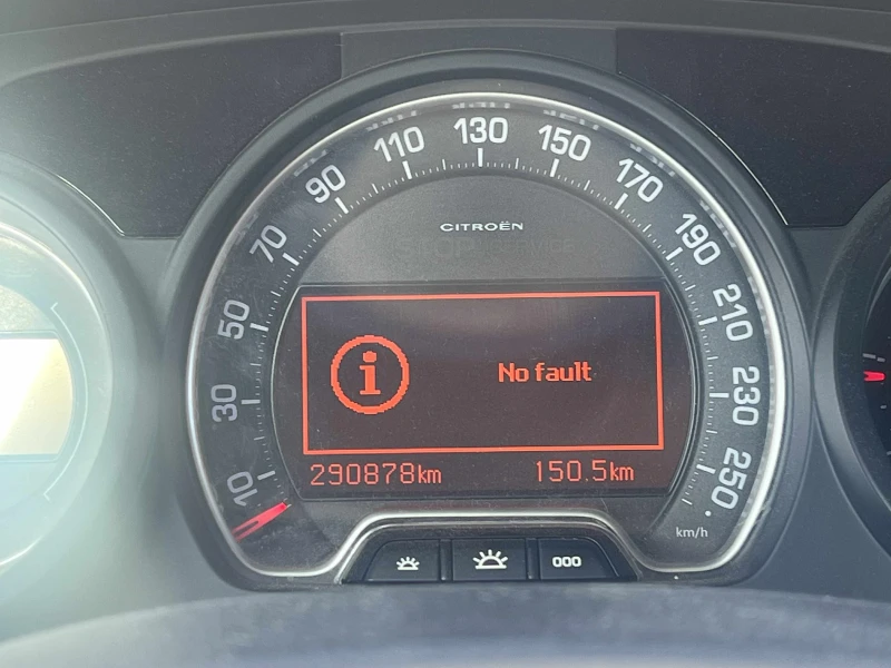 Citroen C5 2.0 HDI, снимка 11 - Автомобили и джипове - 52928661