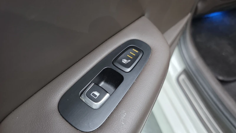 Kia Stinger 2.0T 2WD PLATINUM autogeorge.com, снимка 16 - Автомобили и джипове - 53261061