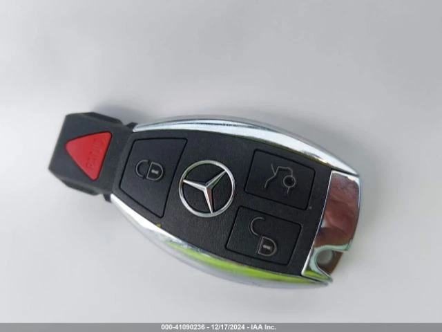 Mercedes-Benz C 300 LUXURY/SPORT, снимка 10 - Автомобили и джипове - 49037106