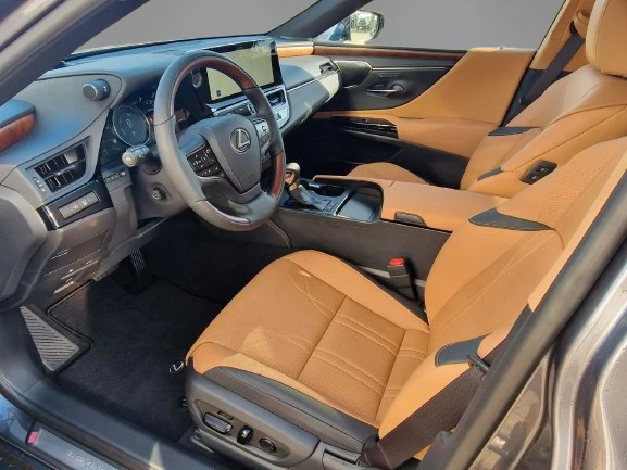 Lexus ES 300h = NEW = Luxury Line Гаранция - изображение 4