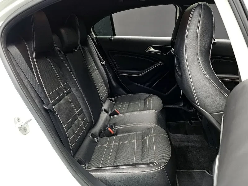 Mercedes-Benz A 200 2.0, снимка 12 - Автомобили и джипове - 54279061