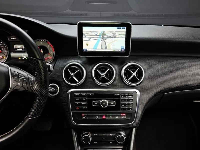 Mercedes-Benz A 200 2.0, снимка 14 - Автомобили и джипове - 54279061