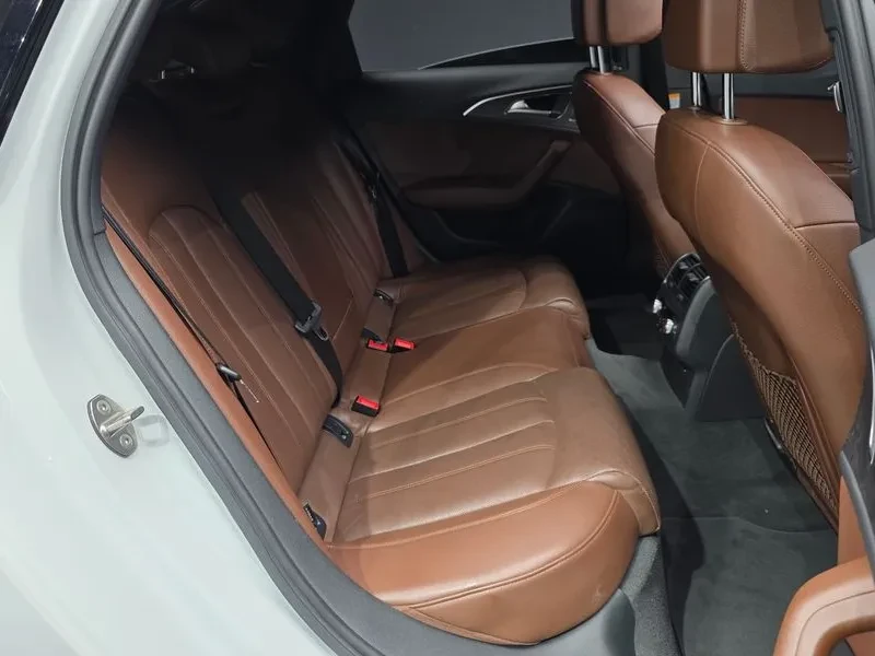 Audi A6 2.0 TDI Quattro, снимка 12 - Автомобили и джипове - 54561238