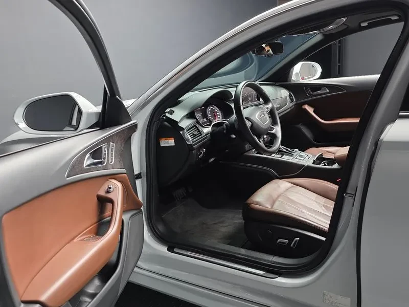 Audi A6 2.0 TDI Quattro, снимка 10 - Автомобили и джипове - 54561238