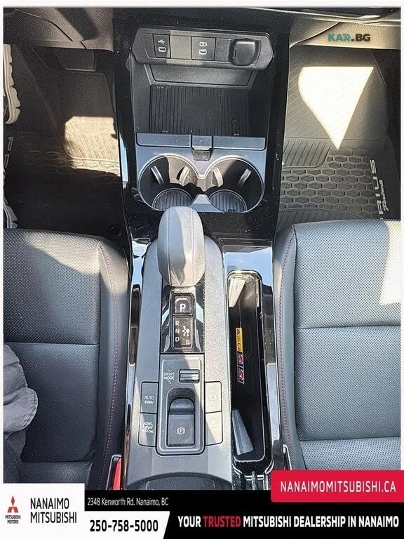 Toyota Prius, снимка 16 - Автомобили и джипове - 55172920