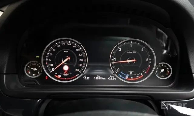 BMW 520 D * 360 КАМЕРА * HEAD UP * ШИБИДАХ * , снимка 7 - Автомобили и джипове - 55409061
