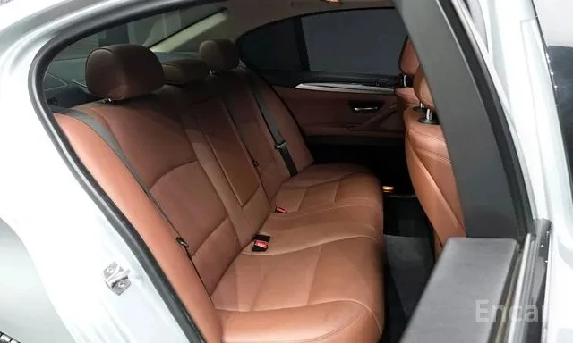 BMW 520 D * 360 КАМЕРА * HEAD UP * ШИБИДАХ * , снимка 10 - Автомобили и джипове - 55409061