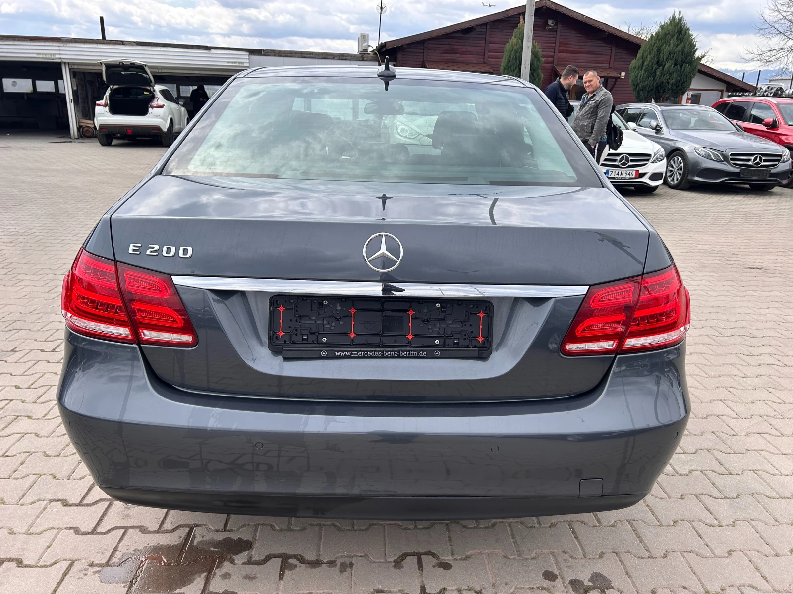 Mercedes-Benz E 200 GAZ AVTOMAT/NAVI EURO 6 - изображение 5