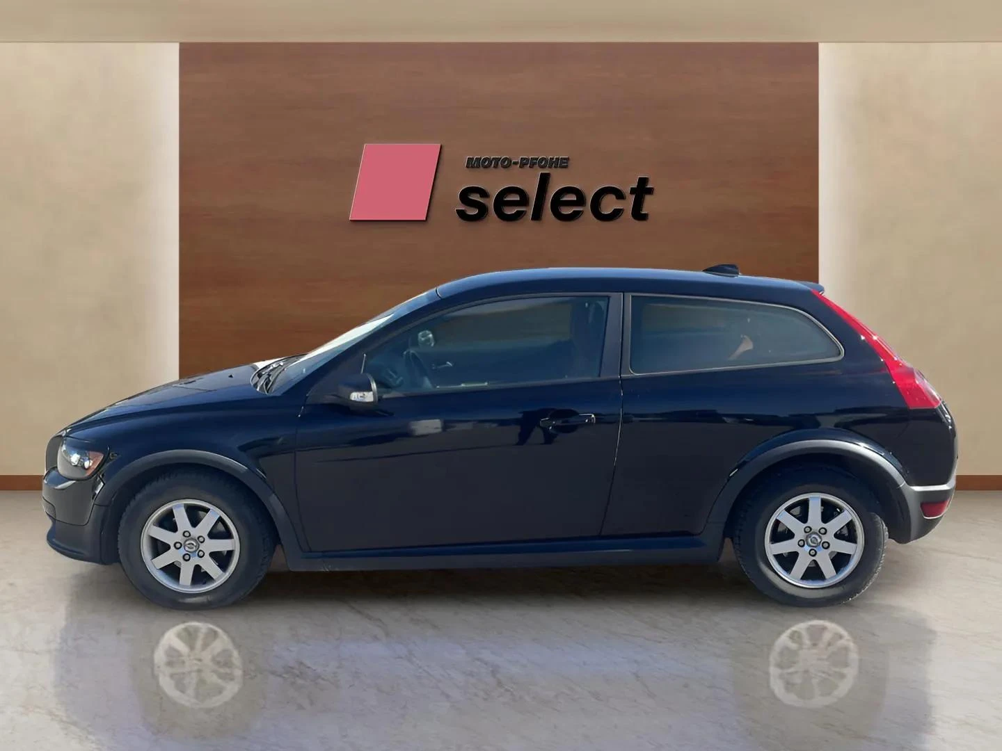 Volvo C30 1.6i - изображение 8