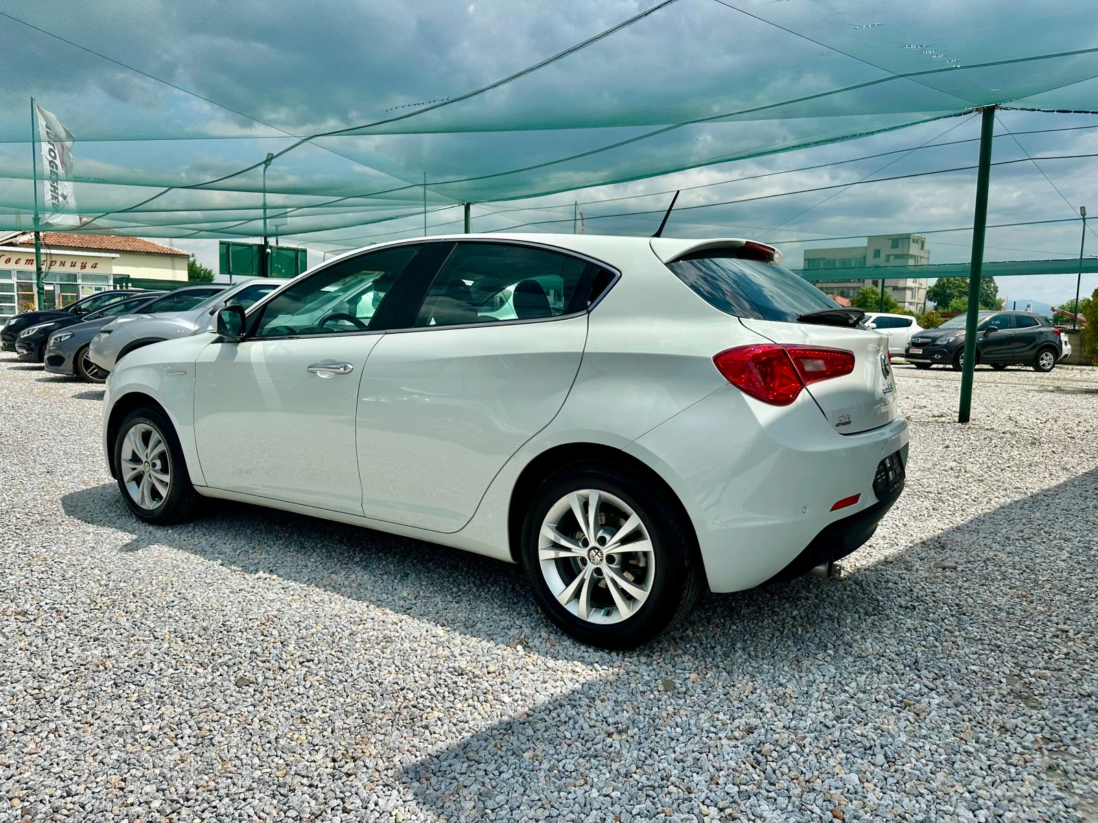 Alfa Romeo Giulietta 1.4i-GPL - изображение 3