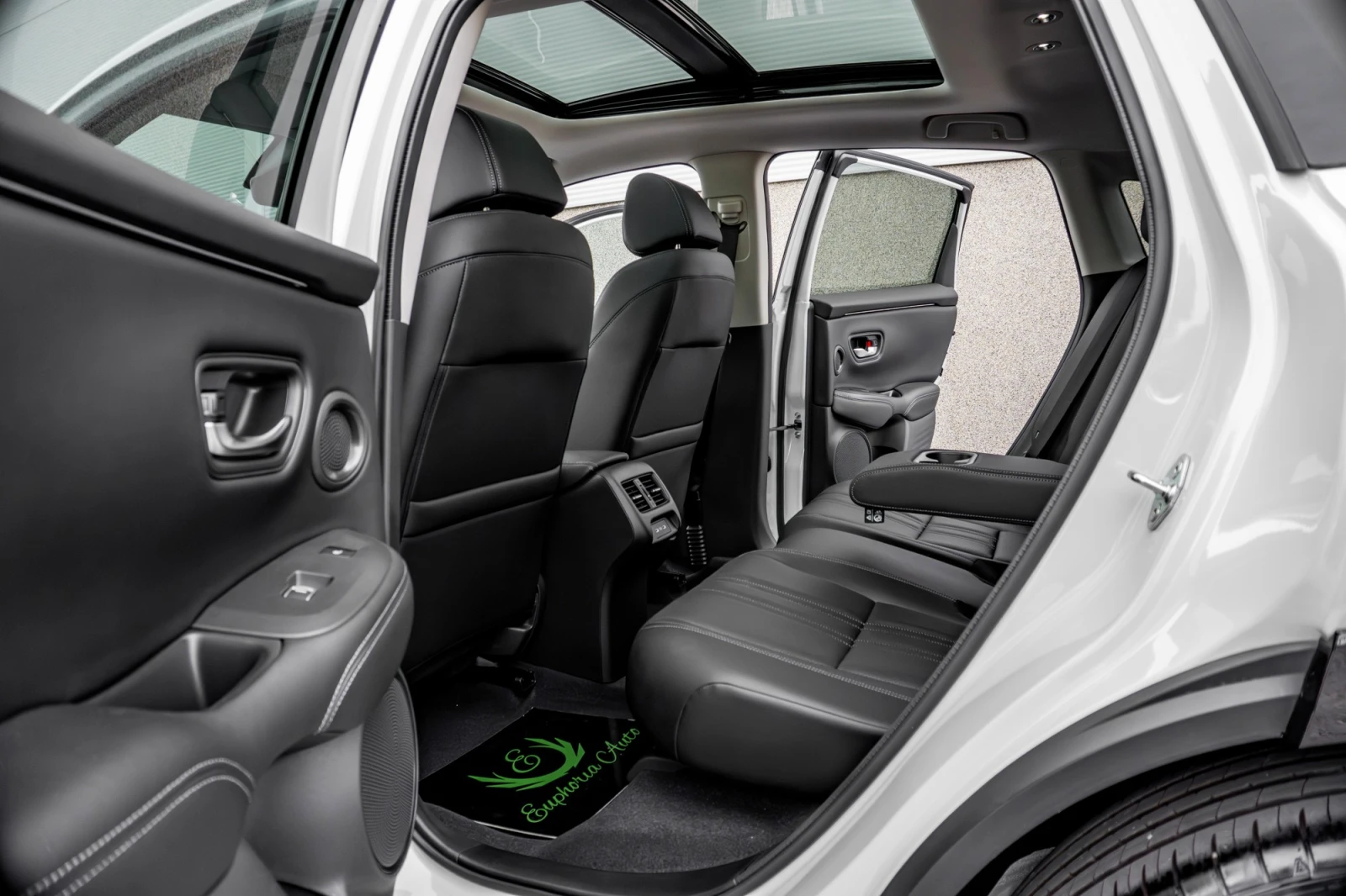 Honda ZR-V 2.0I* E:HEV Hybrid* ADVANCE* PANORAMA* 5г.ГАРАНЦИЯ - изображение 10