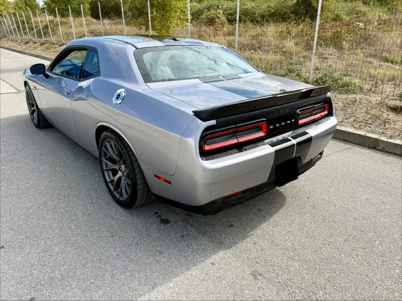 Dodge Challenger SRT - изображение 4