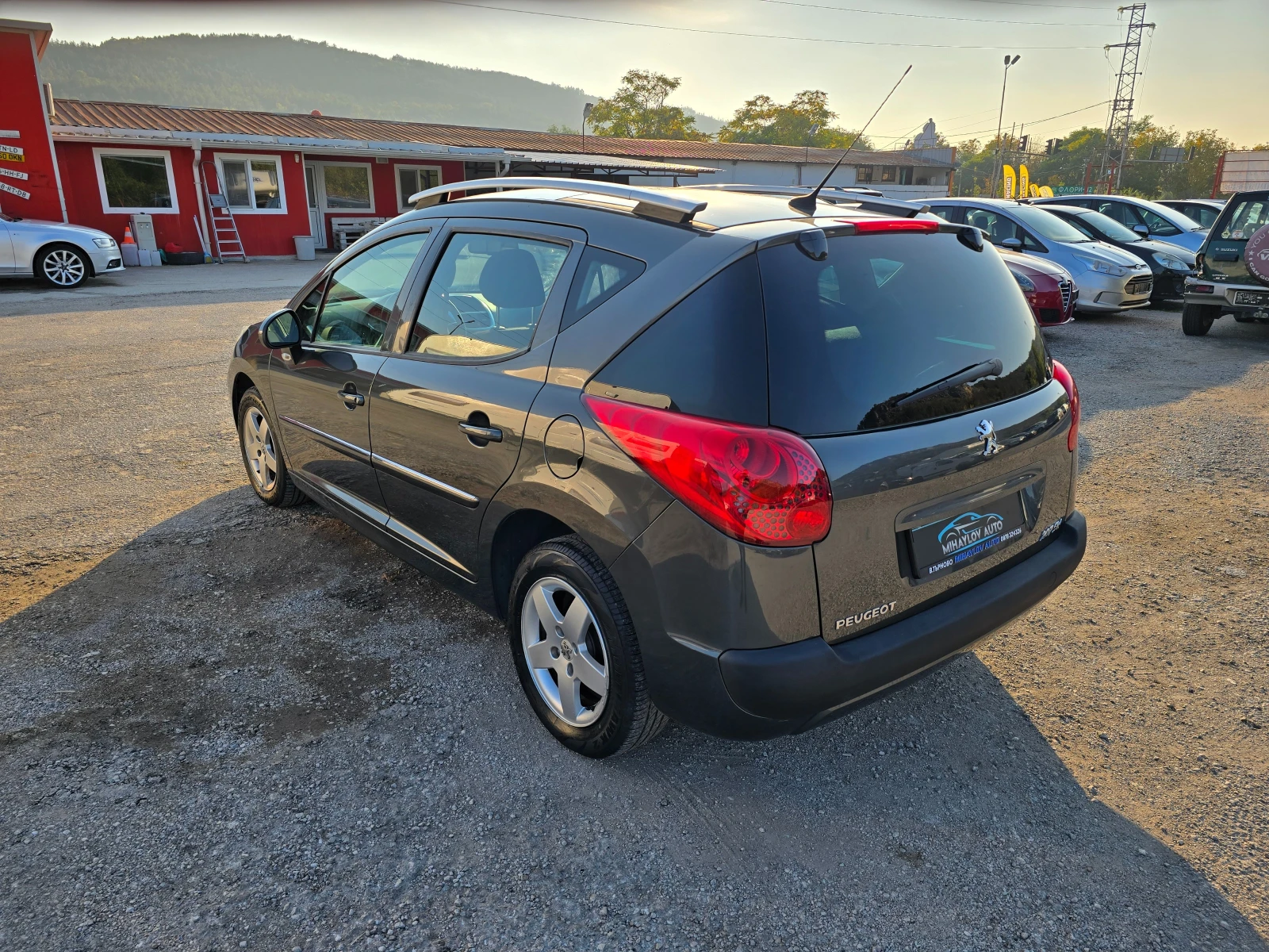 Peugeot 207 1.4i УНИКАТ - изображение 5