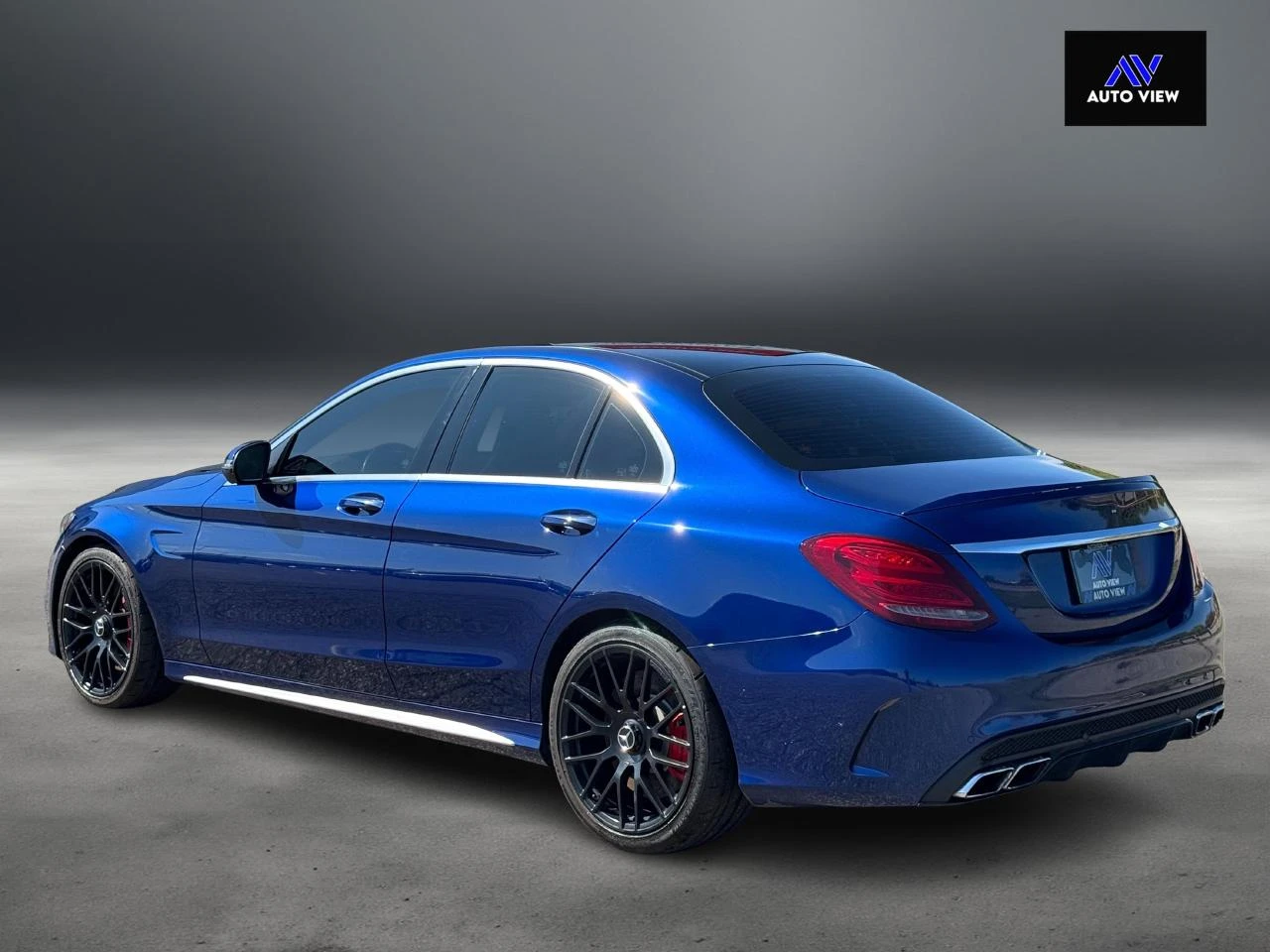 Mercedes-Benz C 63 AMG S - изображение 7