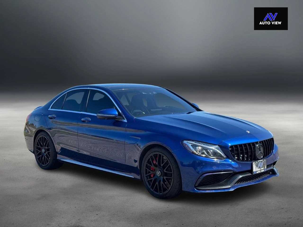 Mercedes-Benz C 63 AMG S - изображение 2