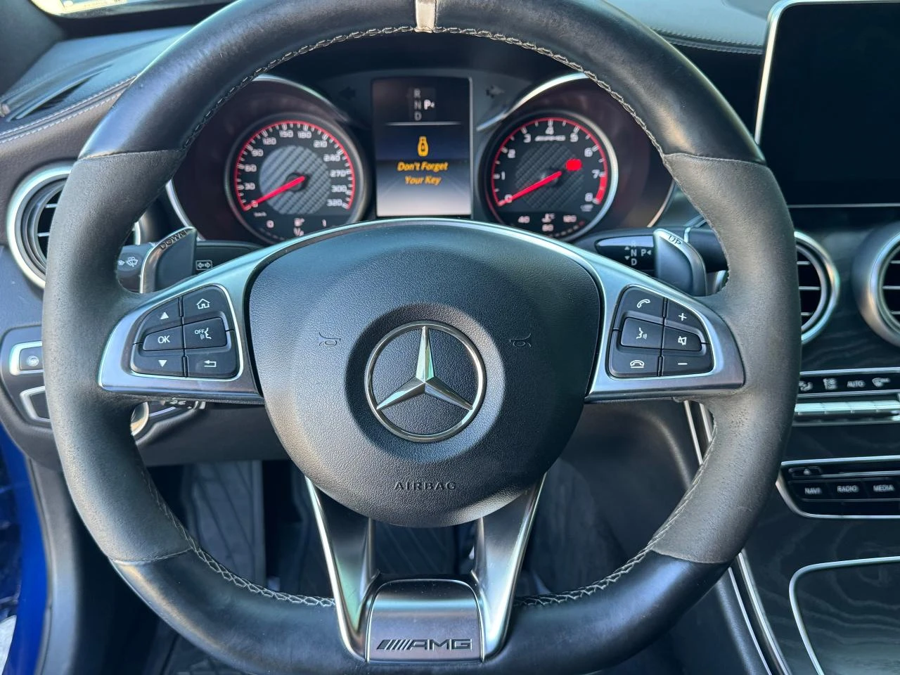 Mercedes-Benz C 63 AMG S - изображение 10