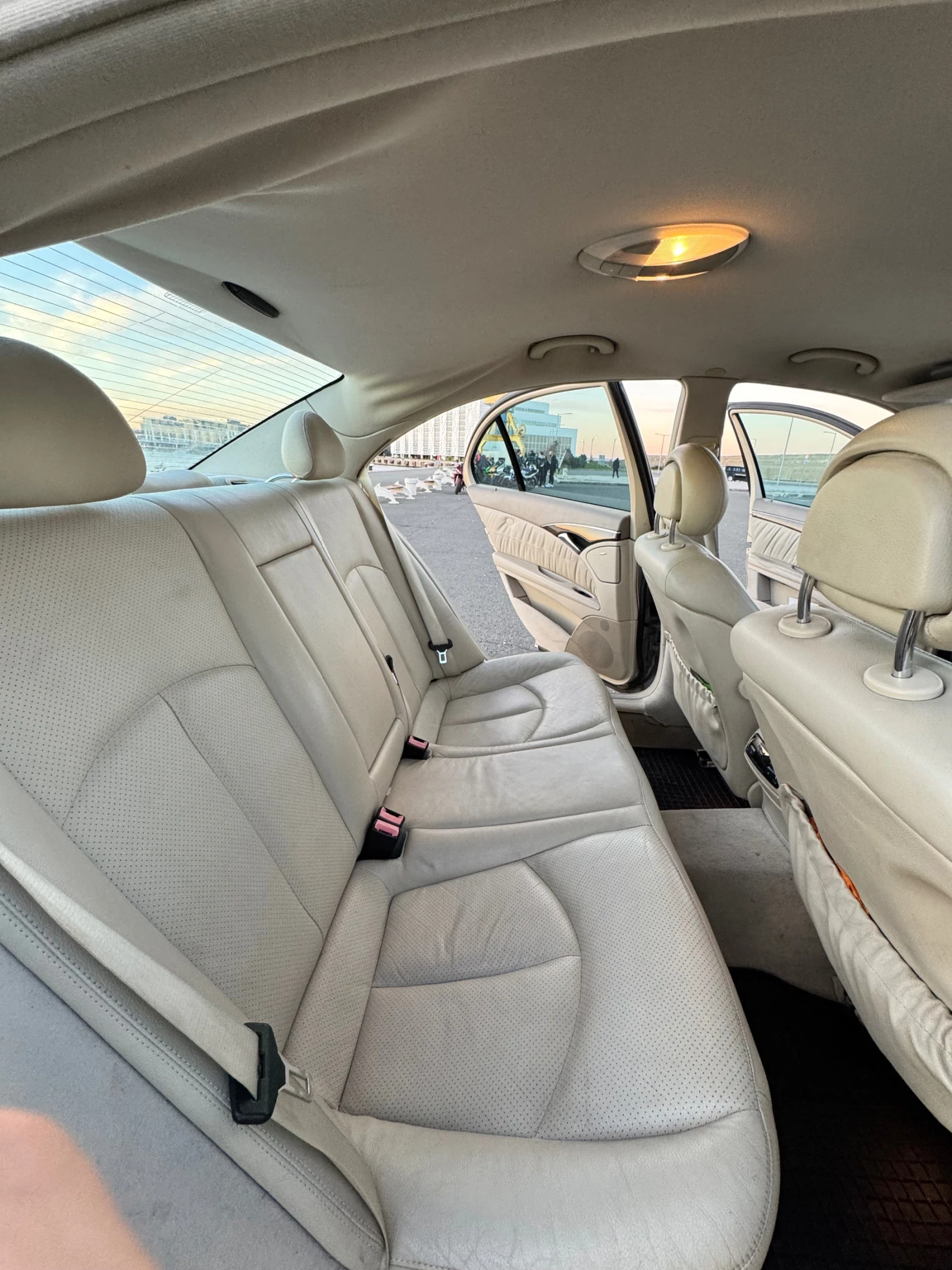 Mercedes-Benz E 280 Avantgarde | Mobile.bg — изображение 12