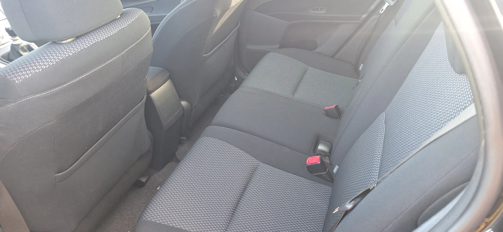 Toyota Auris 2, 0D-4D 126к.с.. - изображение 9